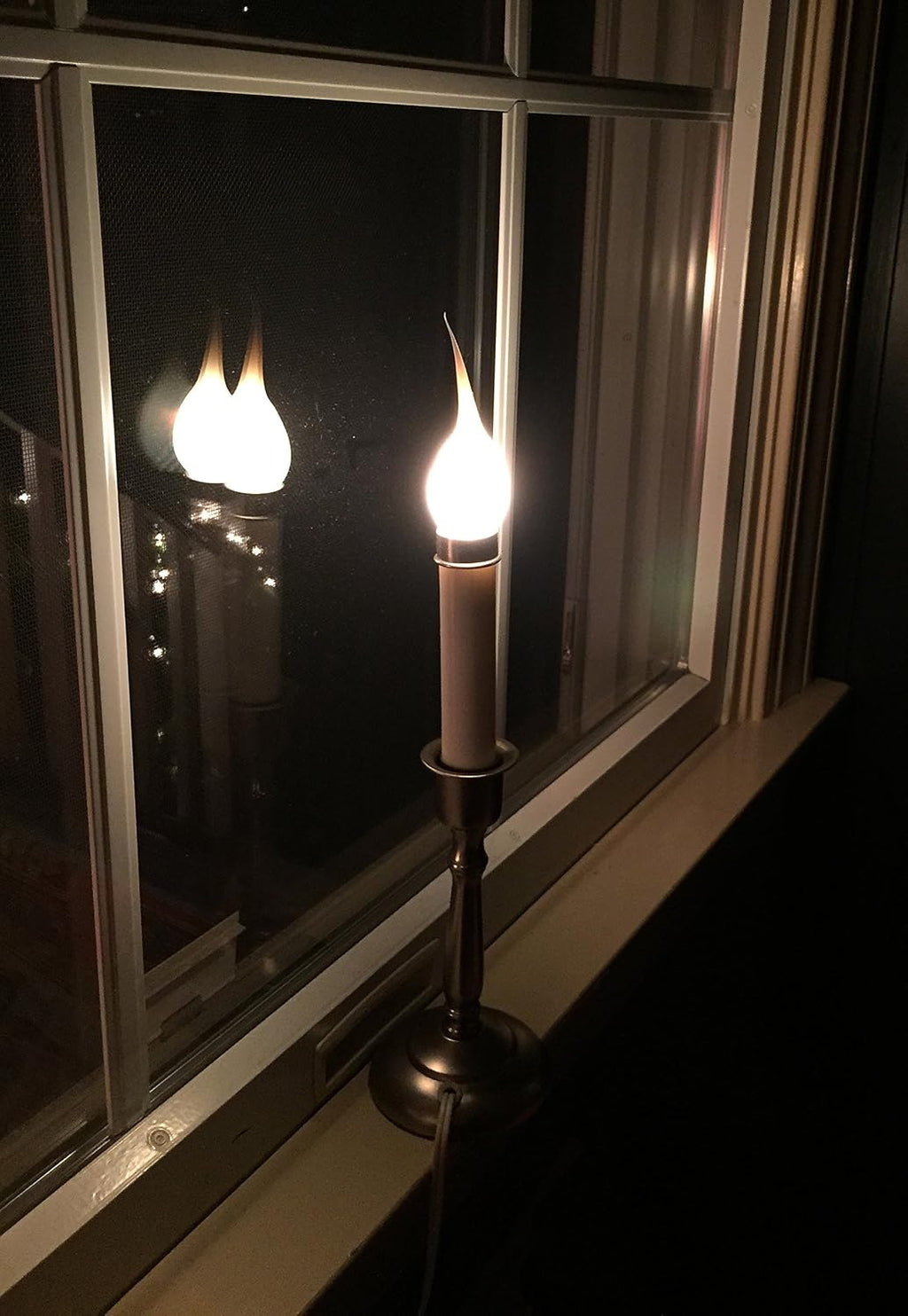 10 Pack - Silicone Dipped Electric Candle Lamp Chandelier Light Bulbs, Individually Boxed, 7 Watt